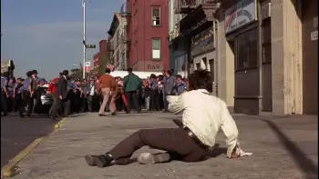 Dog Day Afternoon (1975) - Film Still 9