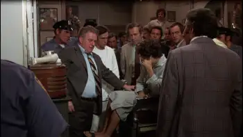 Dog Day Afternoon (1975) - Film Still 10