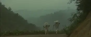 The Castle of Sand (1974) - Film Still 4