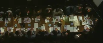 The Castle of Sand (1974) - Film Still 7