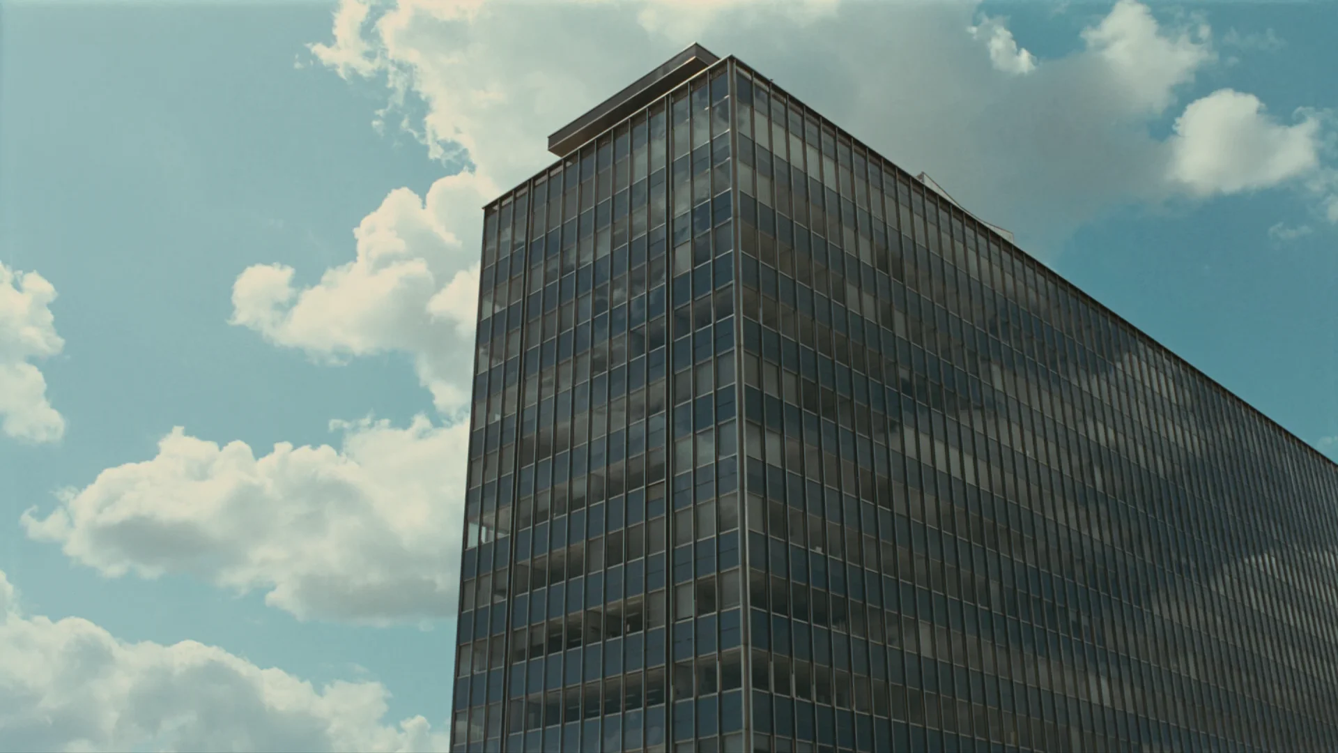 PlayTime (1967) - Film Still 1