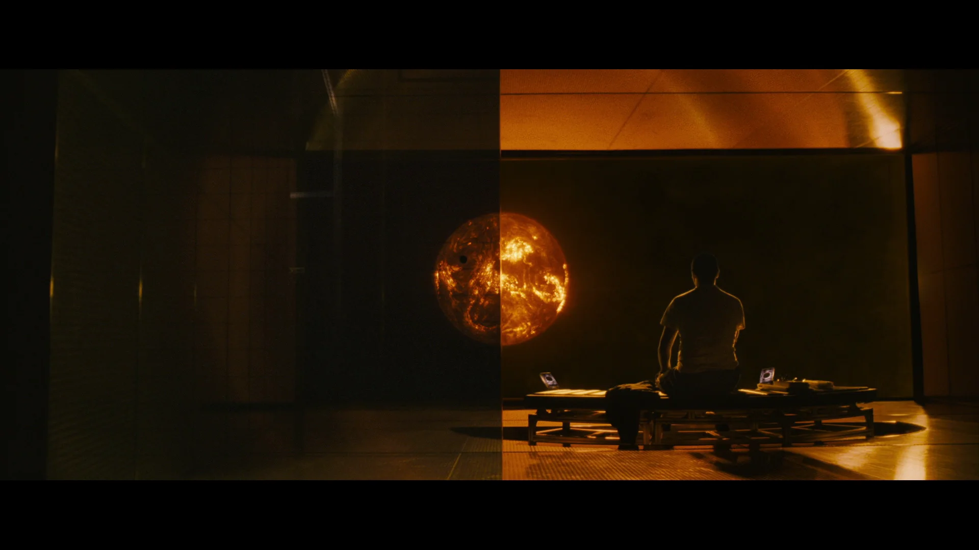 Sunshine (2007) - Film Still 1