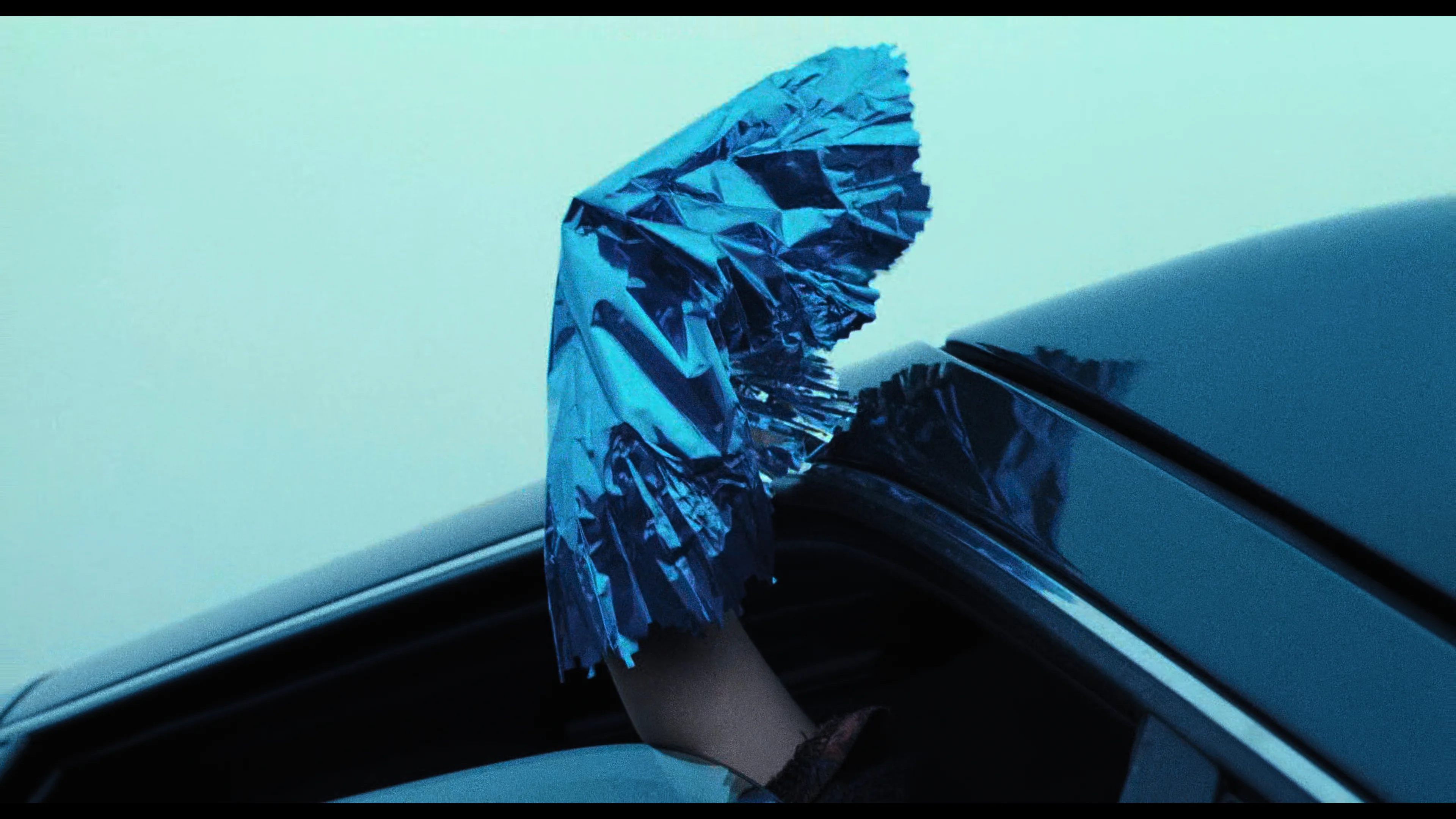 Three Colors: Blue (1993) - Film Still 1