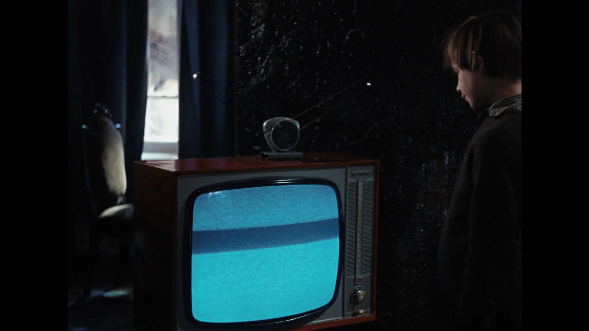 Mirror (1975) - Film Still 1